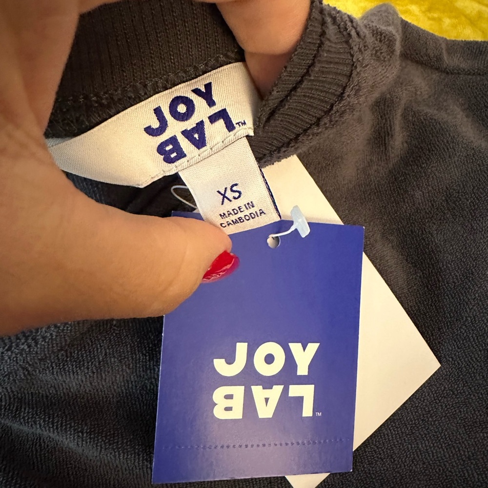 Joylab sweatshirt - Picture 6 of 6
